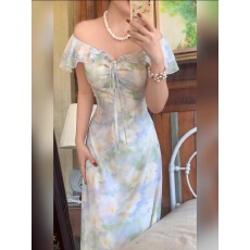 批发漂亮独特一字肩雪纺碎花连衣裙2026<b class='q'>新款</b>夏季海边度假沙滩长裙甜美