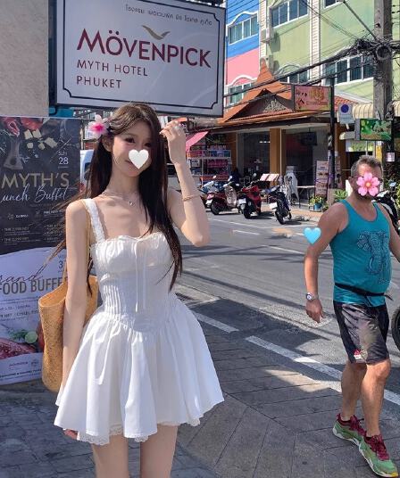 화이트 워터 여성 봄날 샤오 바이 치마 화이트 슬립 여성 드레스 새로운 허리 수축 슬림해 보이는 휴가 첫사랑 미니 스커트