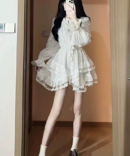 화이트 슈퍼 요정 허리 수축 슬림해 보이는 긴팔 여성 드레스 봄 가을 퍼프 케이크 드레스 품격 달콤함 샤오 바이 치마