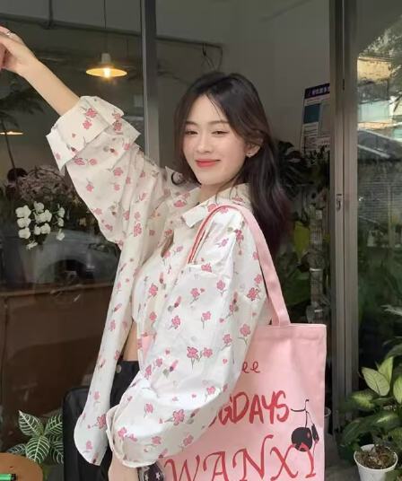 달콤함 꽃무늬 POLO 칼라 여성 셔츠 봄 여름 얇은 스타일 자외선 차단 루즈핏 다용도 오픈 가디건 부드러운 품격 작은 대중 맨위
