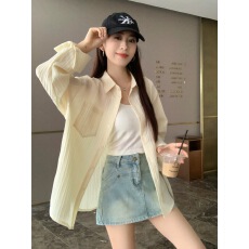 批发衬衫上衣设计感小众法式上衣<b class='q'>女款</b>春秋薄外套夏季新款防晒开衫衬衣