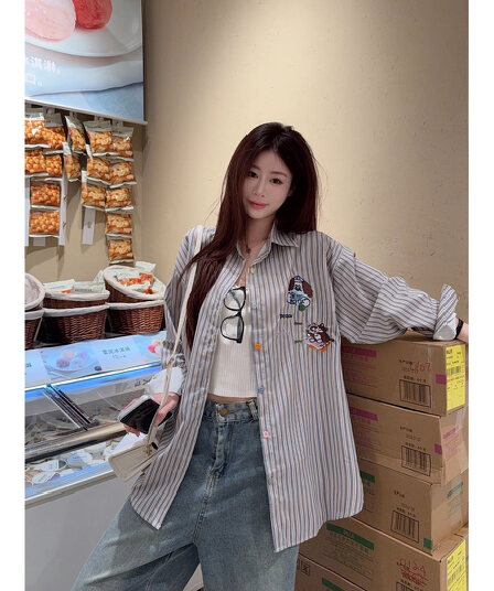 레트로 캐주얼 만화 자수 스트라이프 긴팔 여성 셔츠 2026 봄 여름 Chic 디자인 센스 작은 대중 맨위 재킷
