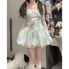 批发森<b class='q'>女</b>系想去海边 彩虹甜点 可爱少<b class='q'>女</b>甜美森<b class='q'>女</b>彩色格子吊带连衣裙