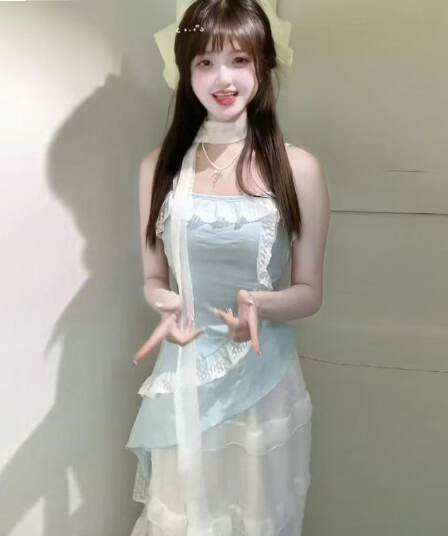 2026 새로운 여름 여성 의류 한 부서 품격 부드러운 프릴 슬립 드레스 해변가 분위기 센스 점프 슈트 치마 세트