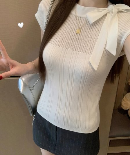한 부서 순수한 욕망 나비 매듭 스트랩 홀로우 아웃 반팔 티셔츠 여성 여름 2026 새로운 작은 대중 분위기 센스 니트 맨위