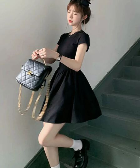 프랑스식 그는 벤 바람 품격 검정색 드레스 아이들 여름 2026 새로운 작은 키 허리 수축 슬림해 보이는 작은 검은 드레스