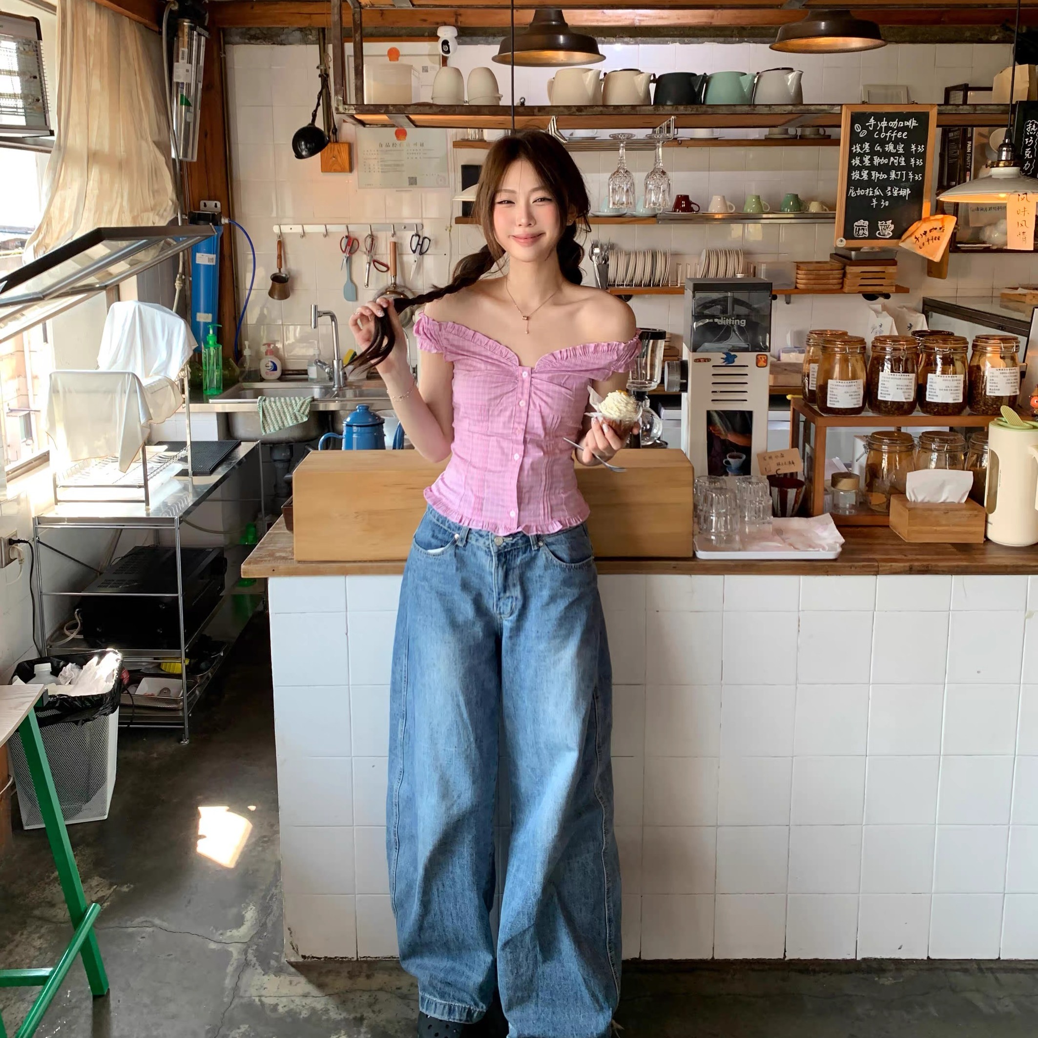 미친 하트 비트 체크무늬 오프숄더 둘 착용 오프숄더 순수한 욕망 달콤한 매운맛 레트로 셔츠 핫걸 체크무늬 맨위 여성 여름