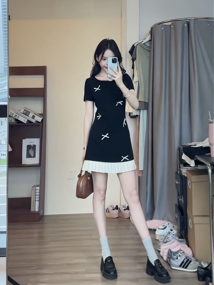 순수한 욕망 바람 달콤함 미니 스커트 여름 허리 수축 슬림해 보이는 miu 부서 디자인 센스 라운드 넥 나비 매듭 품격 여성 드레스