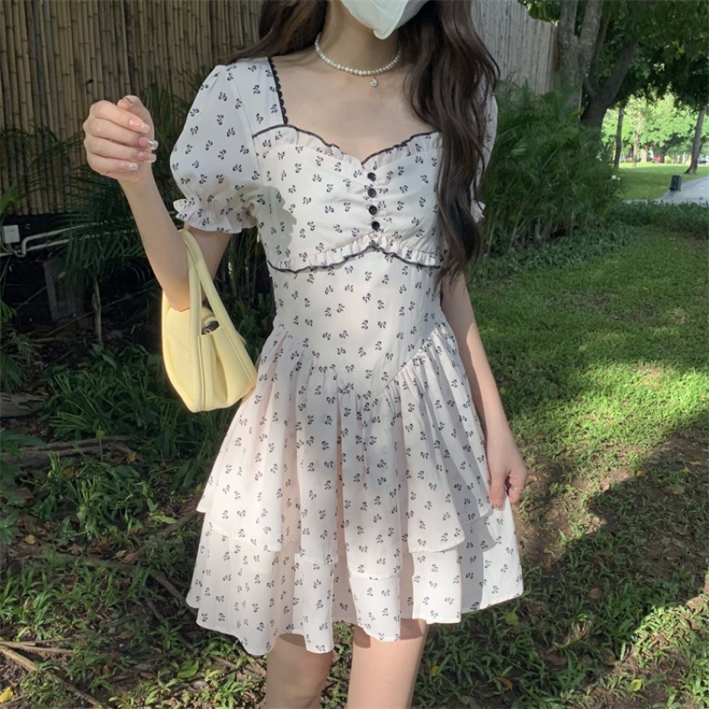 프랑스식 광장 칼라 꽃무늬 반팔 여성 드레스 여름 달콤함 백리스 퍼프 나비 매듭 허리 수축 슬림해 보이는 짧은 치마