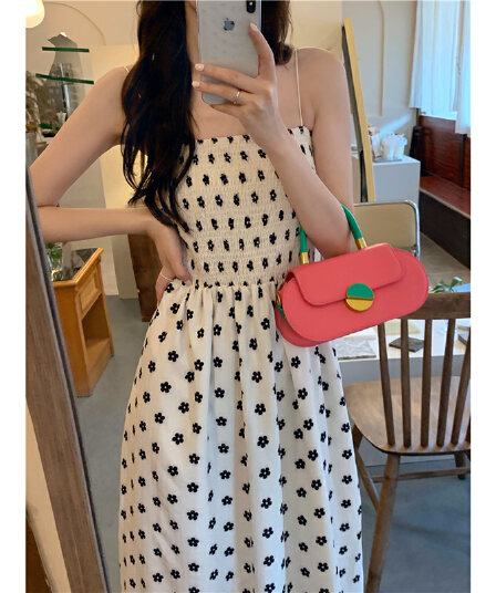한 부서 작은 데이지 밴딩 좋은 어깨끈 슬립 롱 스커트 여름 새로운 외국 가스 부드러운 인사이드 가져 가라. 외출용 여성 드레스