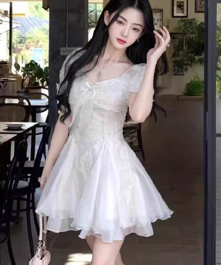 하얀 달빛 여성 드레스 여름 아름다운 도망자 공주 드레스 허리 수축 퍼프 치마 2026 신제품 다용도 미니 스커트