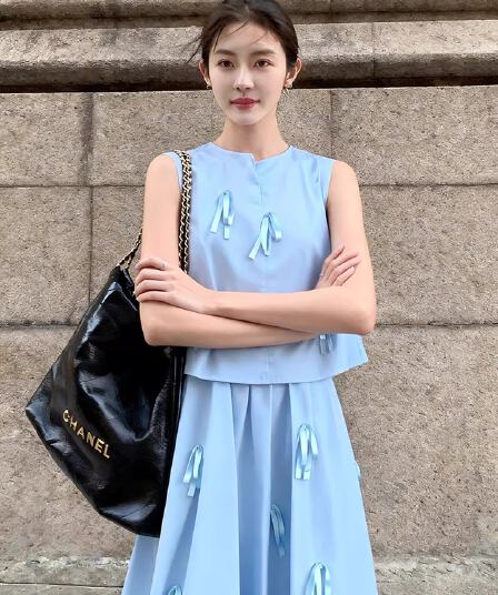 파란색 행침 목 민소매 점프 슈트 치마 소녀 여름 ins 바람 민소매 슈퍼 잘 생긴 V넥 여성 의류 흐름 지불 롱 스커트