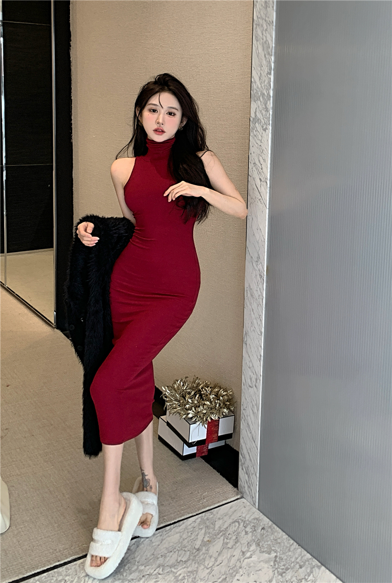 유럽과 미국 핫걸 바람 터틀넥 타이트 슬림해 보이는 민소매 타이트 스커트 만나는 조끼 여성 드레스 로얄 자매 팬 품격 롱 스커트