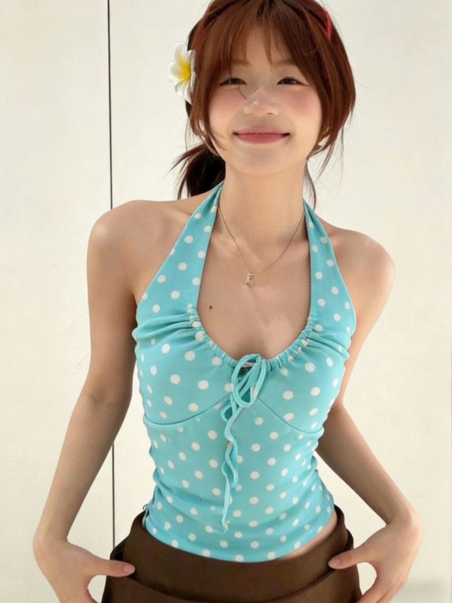 아메리칸 새로운 디자인 센스 도트 무늬 행침 목 백리스 조끼 핫걸 여름 외출용 슈퍼 잘 생긴 몸매 가꾸기 슬림해 보이는 맨위