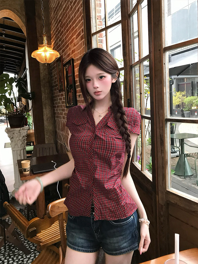 한 부서 레트로 핫걸 체크무늬 반팔 여성 셔츠 여름 고급 센스 몸매 가꾸기 슬림해 보이는 허리 수축 긍정적 인 어깨 주머니 맨위