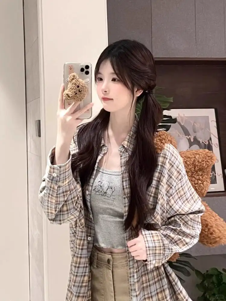 레트로 체크 폴로 칼라 가디건 상세 이미지 3
