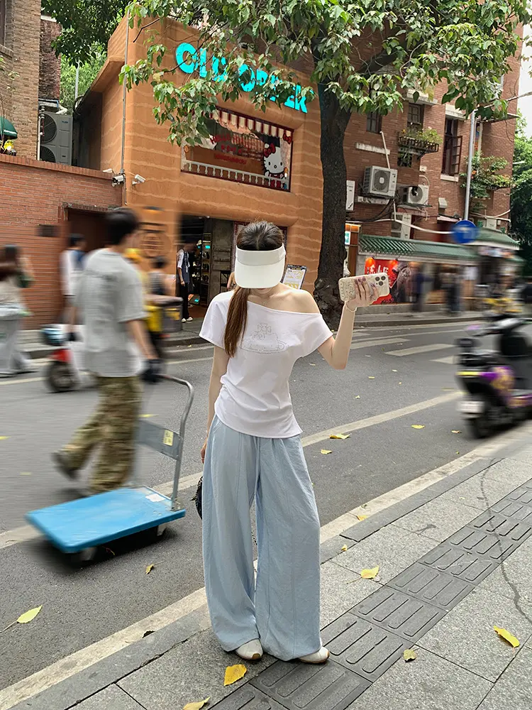 고양이 라인석 비대칭 오프숄더 반팔 티셔츠 상세 이미지 12