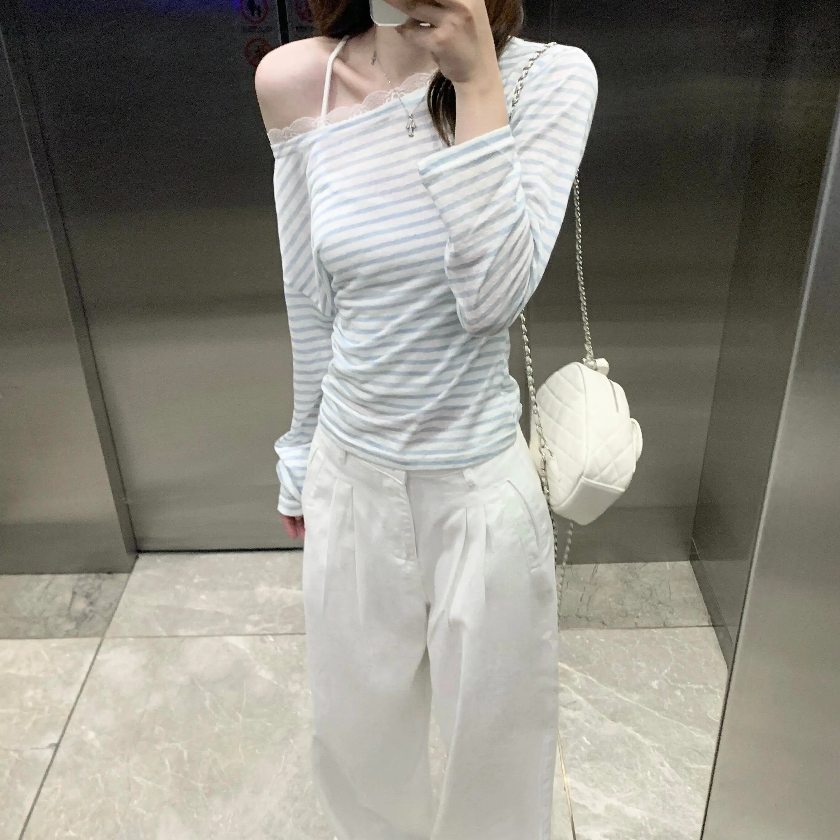 블루 스트라이프 원숄더 레이스 티셔츠 상세 이미지 14