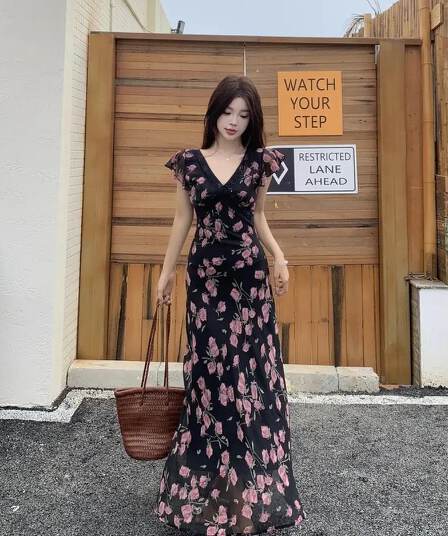 검정색 2026 허리 수축 품격 프랑스식 여름 새로운 작은 날다 소매 우아함 슬림해 보이는 고급 드레스 꽃무늬 롱 스커트