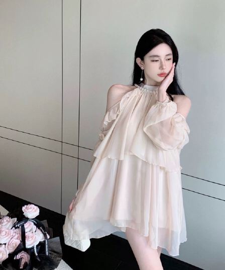 프랑스식 살구 색상 진주 행침 목 오프숄더 순수한 욕망 여성 드레스 2025 여름 섹시함 달콤함 긴팔 쉬폰 드레스