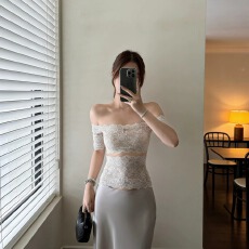 批发纯欲风蕾丝提花一字肩<b class='q'>短袖</b><b class='q'>T</b><b class='q'>恤</b>女夏季辣妹修身打底衫气质短款上衣