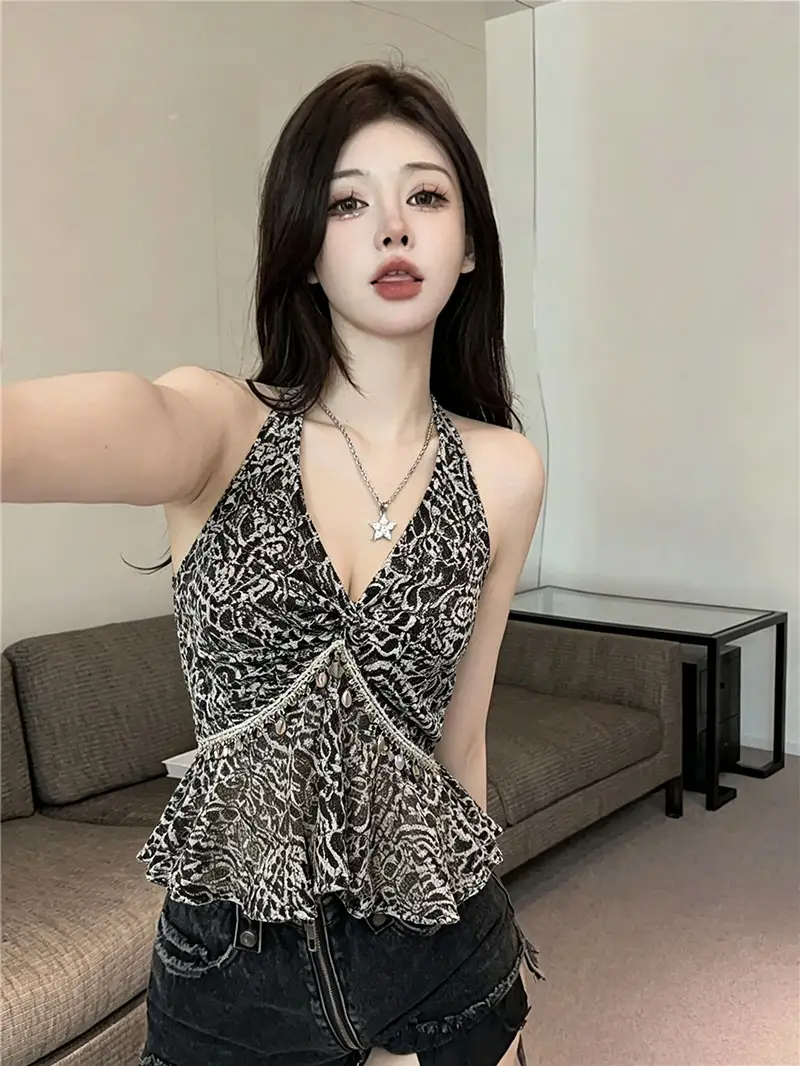 홀터넥 슬리브리스 민소매 상의 상세 이미지 2