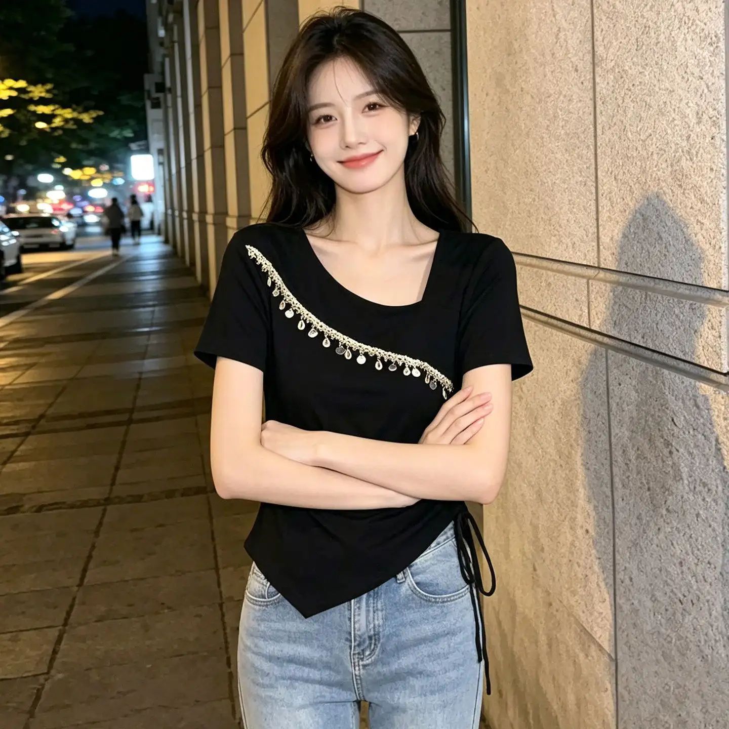 사이드 드로잉 비대칭 넥 반팔 티셔츠 상세 이미지 5