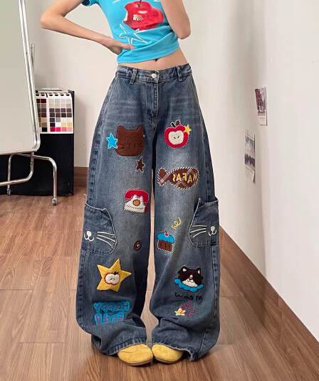 어린애 같은 새끼 고양이 자수 주머니 청바지 여성 만화 바람 연령 감소 아메리칸 루즈핏 넓은 다리 거리 캐주얼 롱 바지