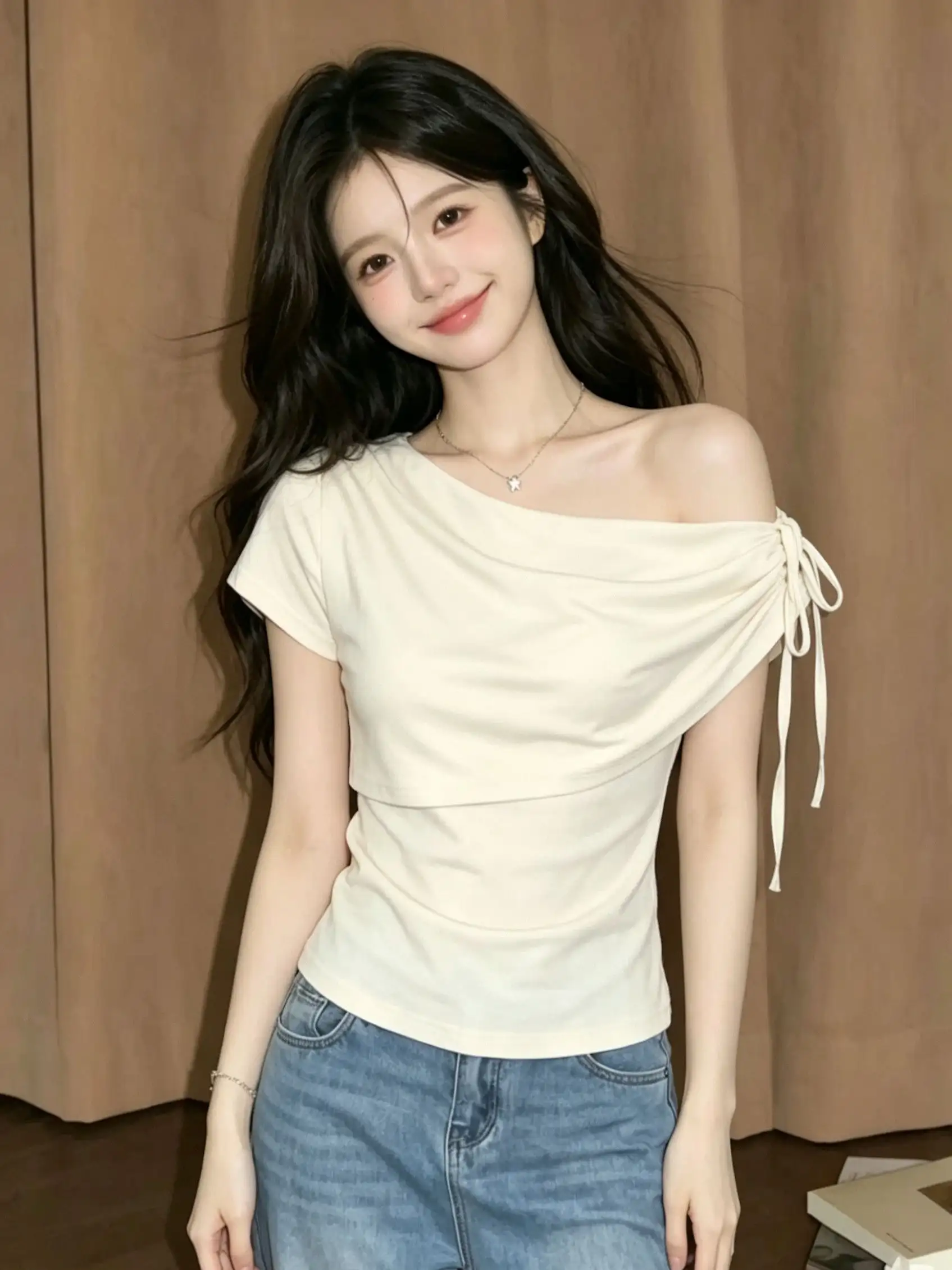 디자인감 원숄더 끈 장식 반팔 티셔츠 상세 이미지 2