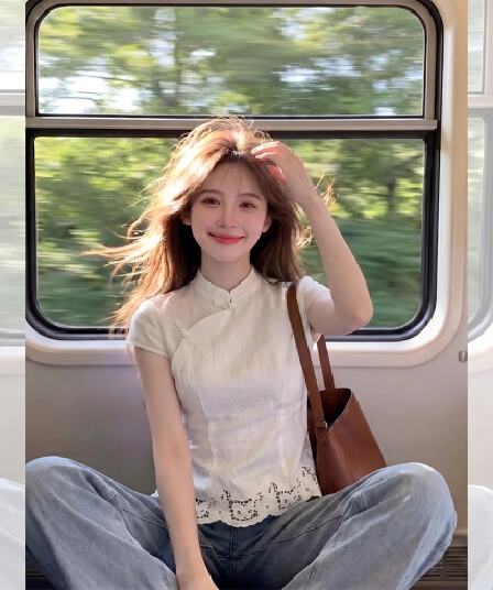 외국 가스 여름 새로운 패션 새로운 중식 국풍 단추 여성 셔츠 레이스 홀로우 아웃 슬림해 보이는 디자인 작은 셔츠 맨위