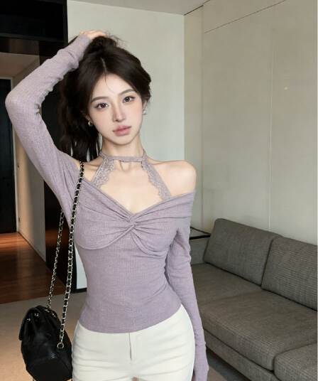 순수한 욕망 바람 비틀림 오프숄더 맨위 여성 이른 가을 2026 새로운 레이스 조각 행침 목 레이스업 디자인 센스 티셔츠