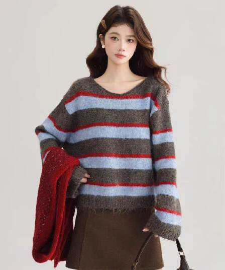 패션 가을 겨울철 새로운 미니멀리즘 레트로 녹색 스트라이프 디자인 센스 스웨터 여자 겨울 맨위 한국 대외 무역