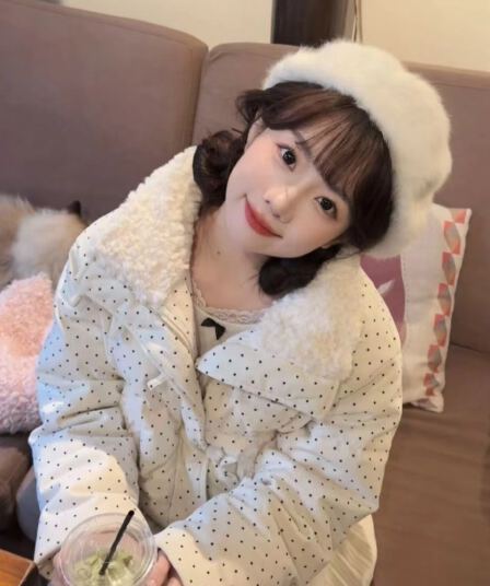 코듀로이 도트 무늬 아래 면화 의류 여성 2026 겨울 새로운 두꺼운 루즈핏 모피 칼라 빵 외투 맨위