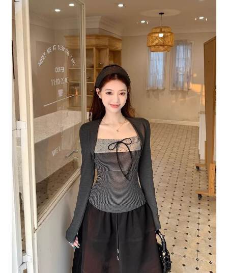 한 부서 광장 칼라 레이스업 페이크 레이어드 긴팔 티셔츠 여성 봄 가을 몸매 가꾸기 핫걸 기본 셔츠 맨위 한국 대외 무역