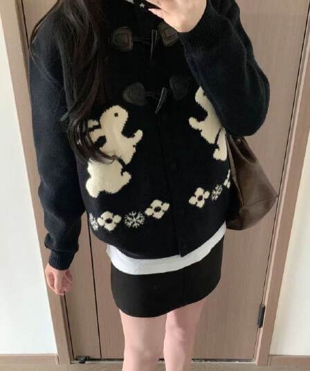 귀여운 토끼 자수 스웨터 오픈 가디건 여성 가을 겨울 소뿔 버클 패치워크 한 부서 레트로 게으른 부주의 한 부드러운 찹쌀 라운드 넥 재킷