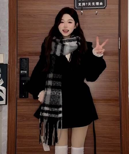 느긋한 바람 작은 키 바람막이 여성 코트 2026 년 가을 새로운 루즈핏 쇼트 스타일 후드 망토 허리 수축 코트