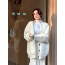 批发日系高级感慵懒风v领毛茸茸加厚毛衣外套女<b class='q'>开衫</b>时尚洋气上衣秋冬