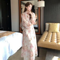 批发温柔淑女花枝琉璃粉色长款收腰印花长袖连衣裙女秋季法式气质裙子