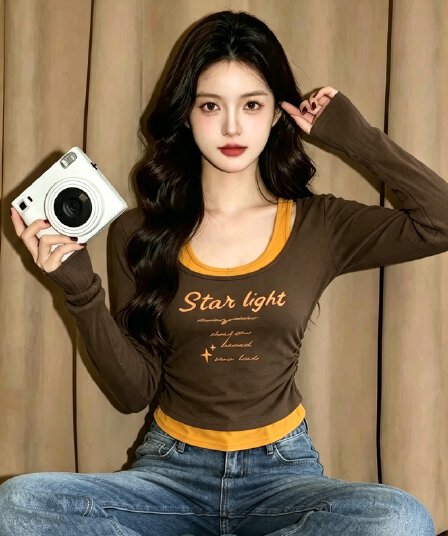 실사 몸매 가꾸기 배색 페이크 레이어드 긴팔 티셔츠 여성 가을 알파벳 프린트 펌프 Pleat 허리 수축 핫걸 쇼트 스타일 맨위