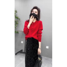 秋装穿搭一整套独特别致中式国风红色毛衣