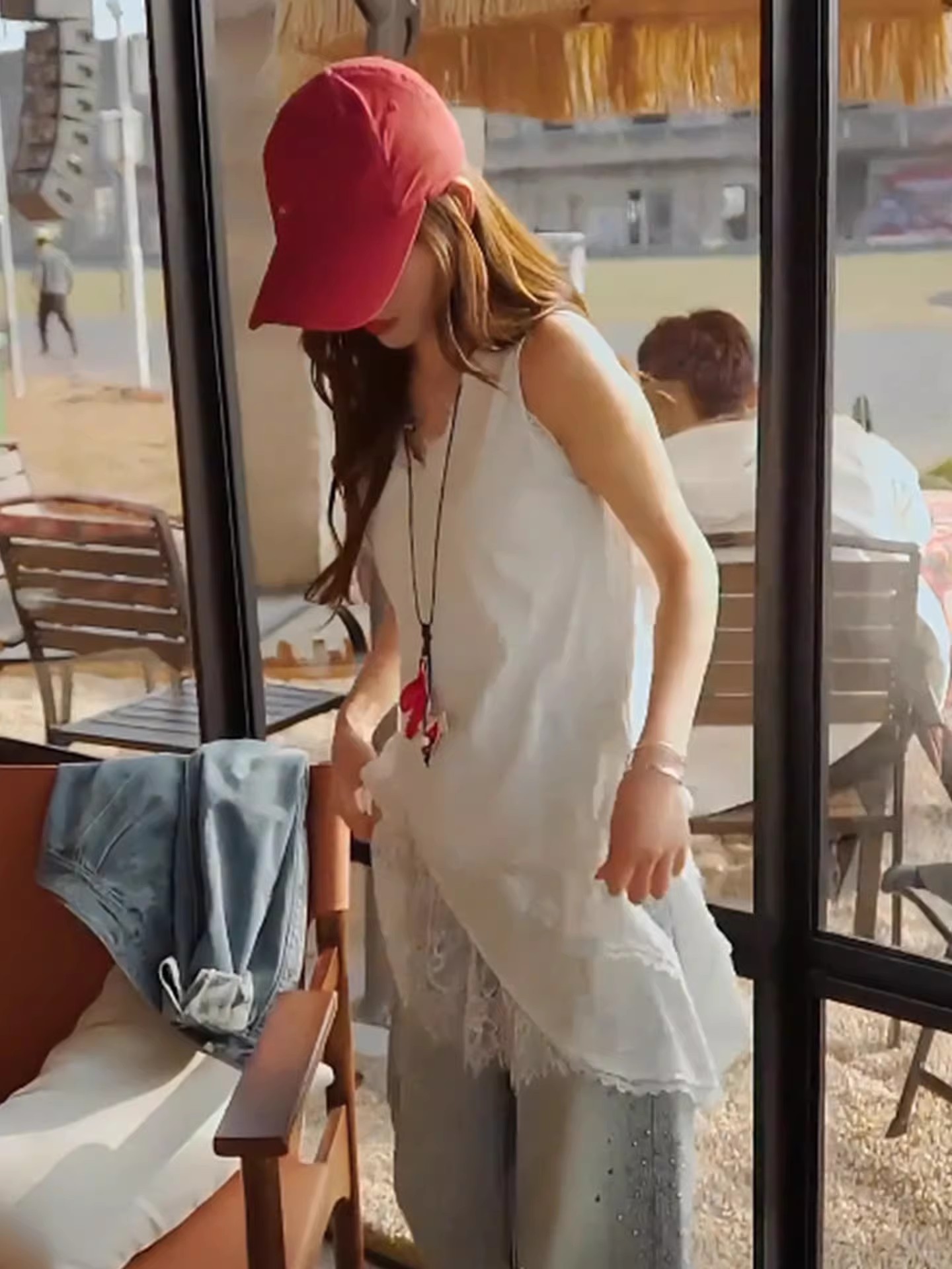 한 부서 품격 핫걸 화이트 불규칙 레이스 캐미솔 2026 봄 여름 새로운 스택 착용 고급 맨위