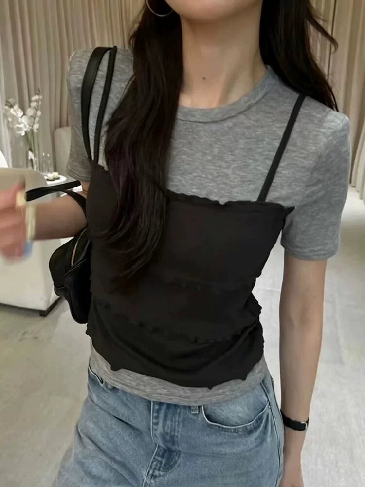 한 부서 페이크 레이어드 슬립 반팔 티셔츠 여성 2026 여름 새로운 루즈핏 슬림해 보이는 다용도 작은 키 외부