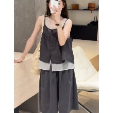 批发韩系洋气气质甜美吊带背心真两件叠穿<b class='q'>上衣</b>