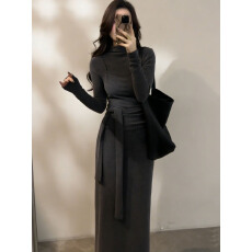 批发设计感假两件长袖半高领加绒连衣裙女装冬季显瘦拼接吊带背心<b class='q'>长裙</b>