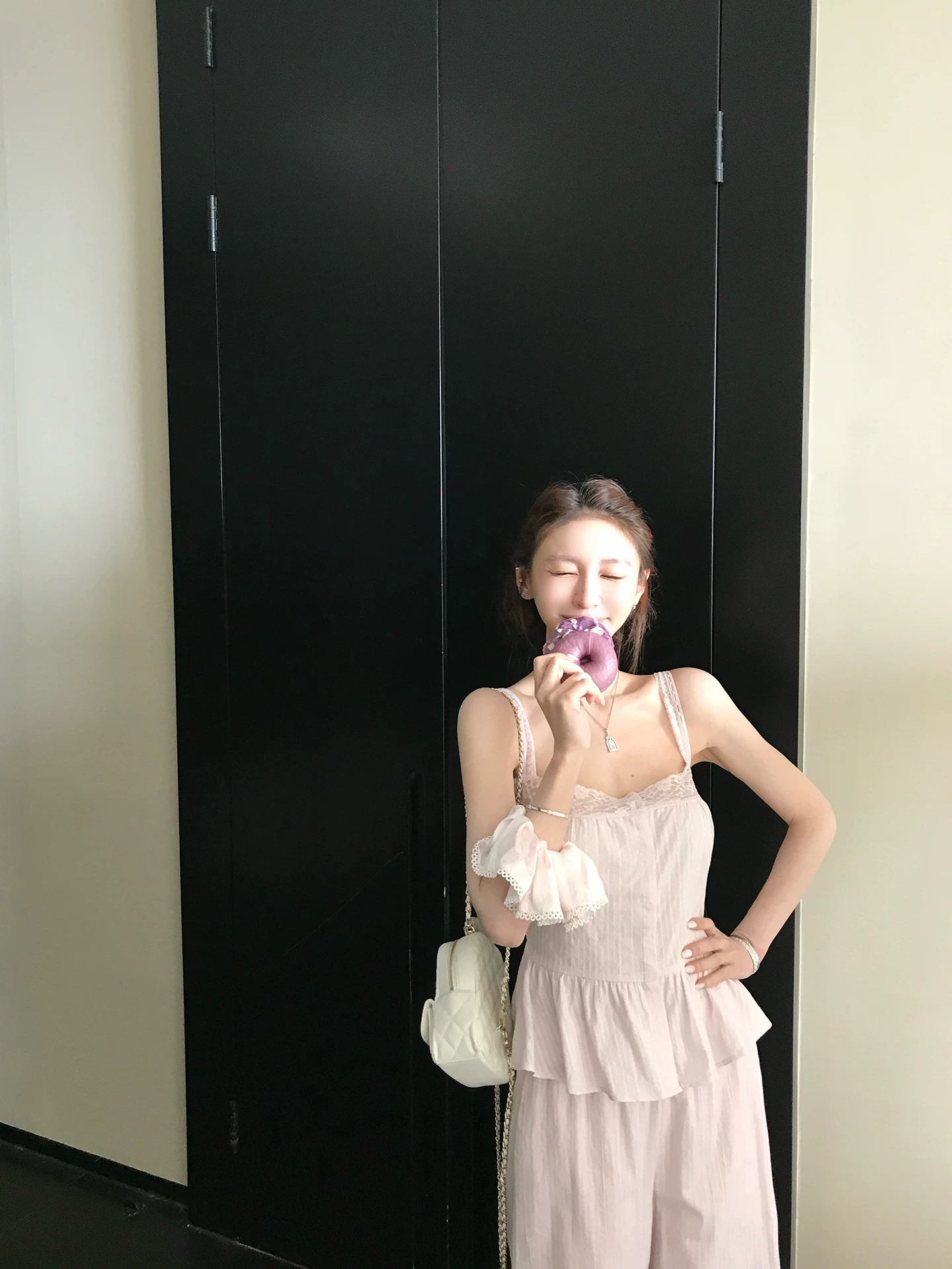 skk store lace 소녀 아로마 낭만주의 우아한 프랑스식 레이스 작은 슬링 레이스 캐주얼 바지 세트