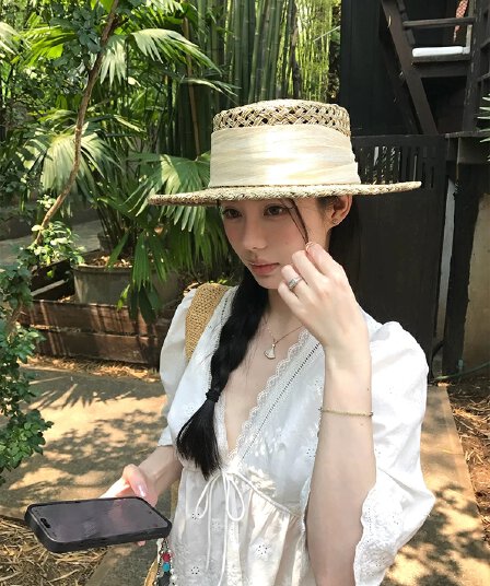 vasse 아름다움 게 화이트 면 소재 자수 레이스 나팔 소매 V넥 맨위 여성 봄 여름 허리 수축 스트랩 중간 소매 셔츠