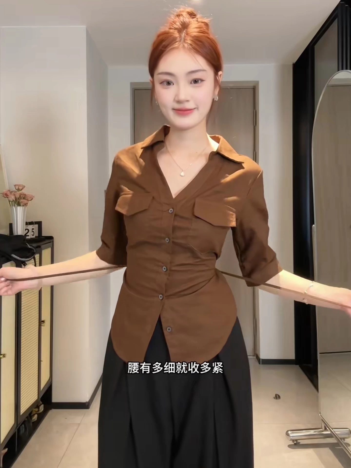 브라운 POLO 칼라 주머니 몸매 가꾸기 여성 셔츠 봄 드레스 핫걸 바람 미니멀리즘 출퇴근 셔츠 레이스업 꼬집기 허리 위로 의류