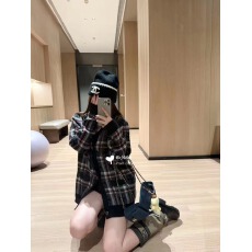 批发格纹<b class='q'>针织</b>毛衣外套上衣