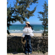 批发<b class='q'>实拍</b>  白色一字肩长袖<b class='q'>衬衫</b>女法式气质高级感灯笼袖收腰短款上衣