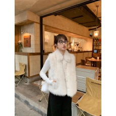 批发冬日奶绒/白色环保毛毛皮草马甲无袖<b class='q'>外套</b>上衣韩系女
